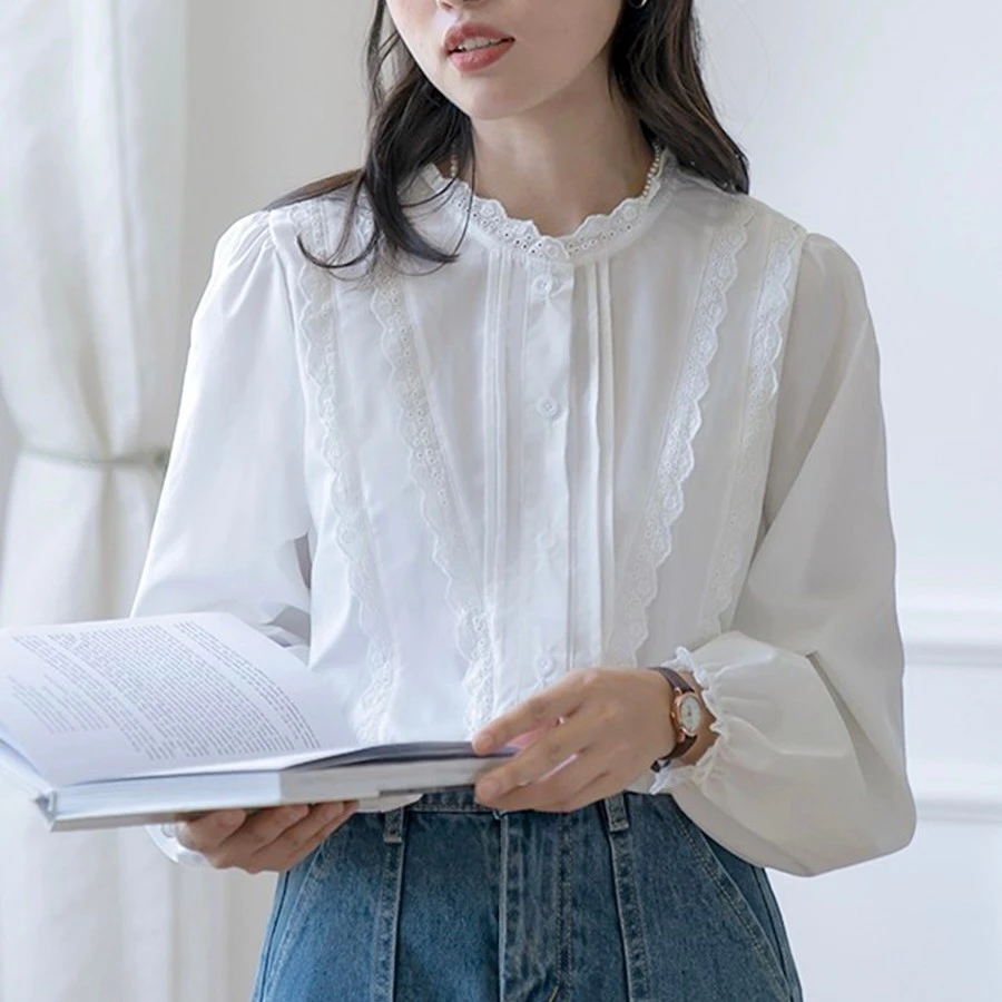 【墨汐】秋季新款大码MM甜美风蕾丝拼接长袖通勤衬衣薄款宽松
