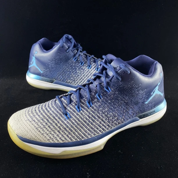 44码 aj31 蓝白 原盒 磨损少 气垫饱满 实战篮球鞋