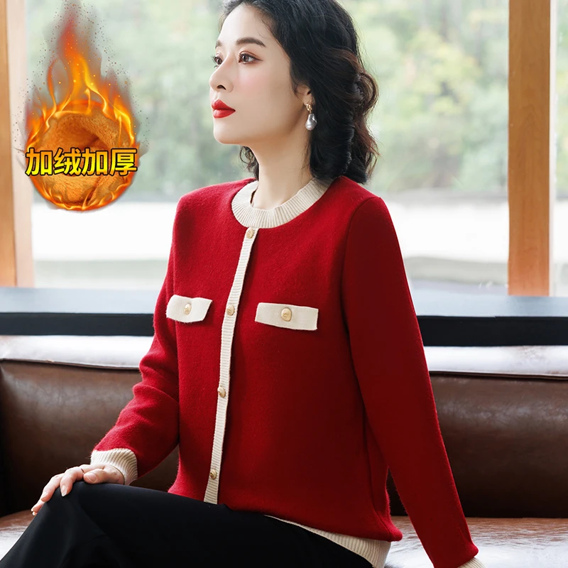 中老年女冬装半高领加绒针织上衣服年轻洋气妈妈装一体绒保暖毛衣