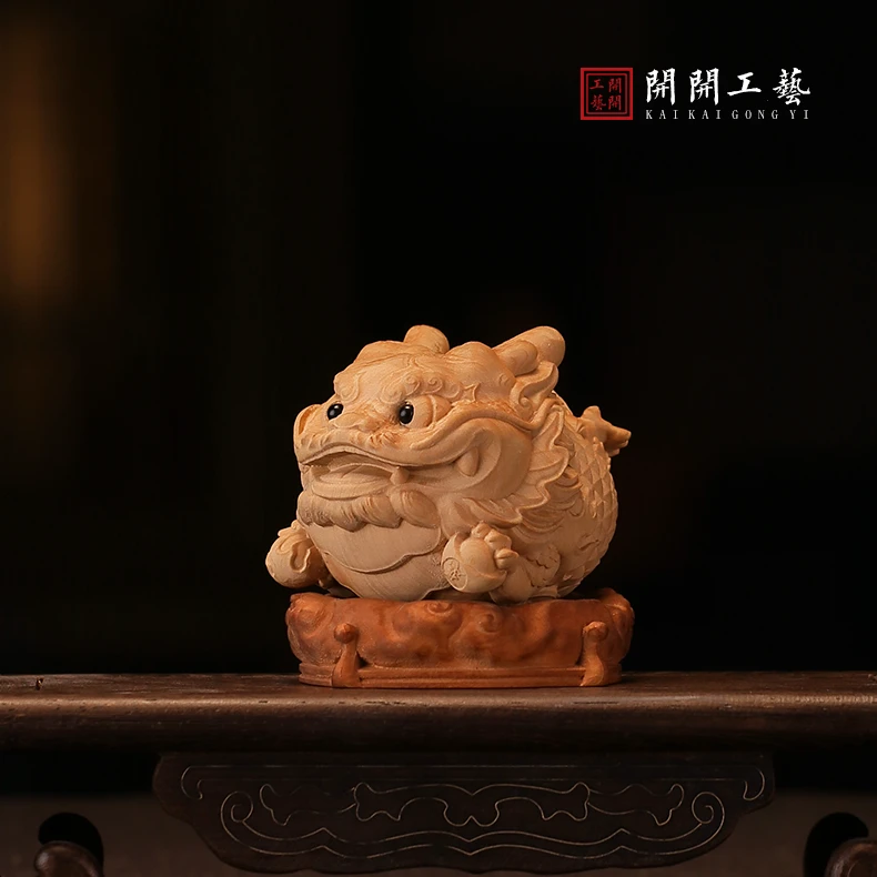 新品御龙转运龙年吉祥物旋转黄杨木摆件车摆件本命年送礼桌摆件