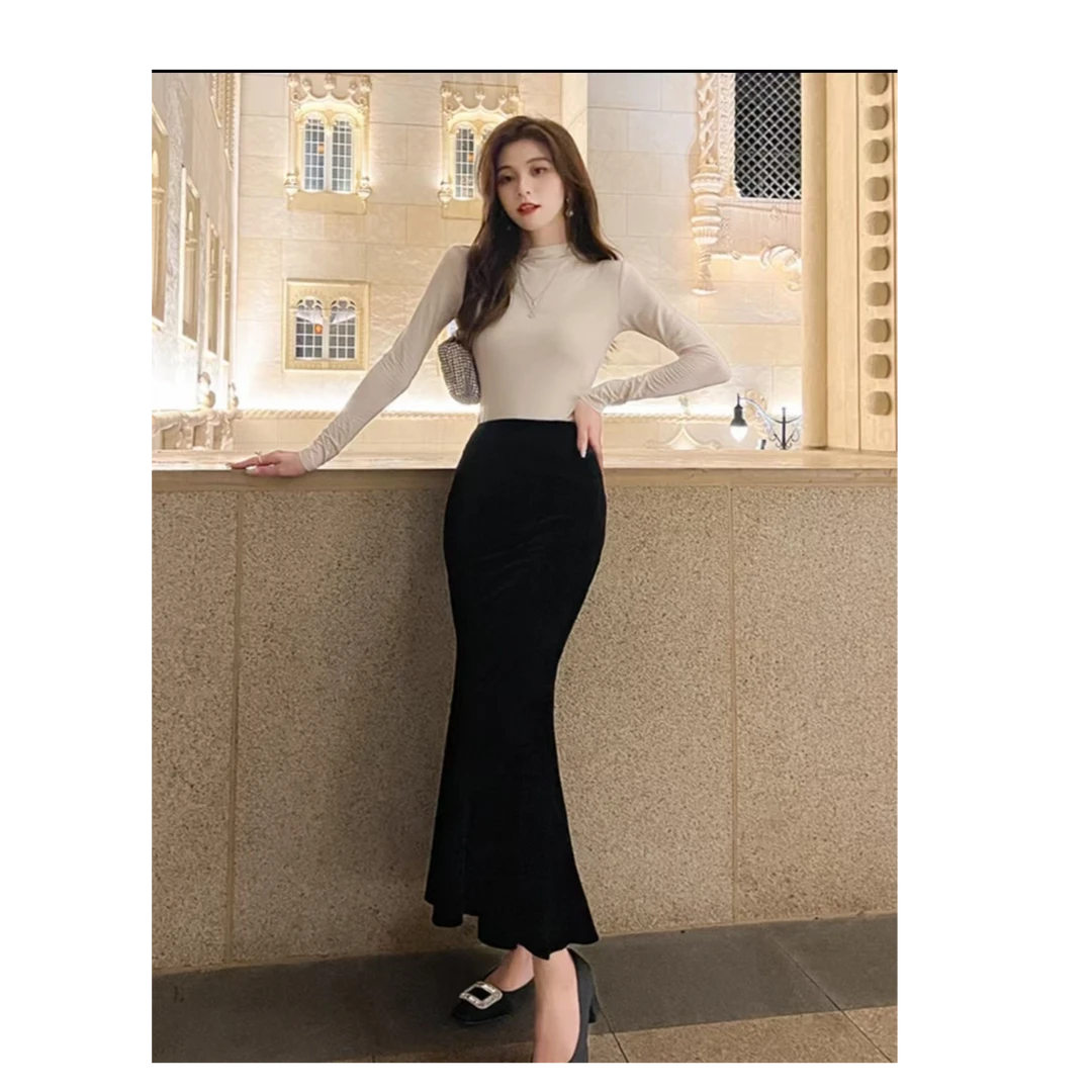 秋冬黑色金丝绒鱼尾裙