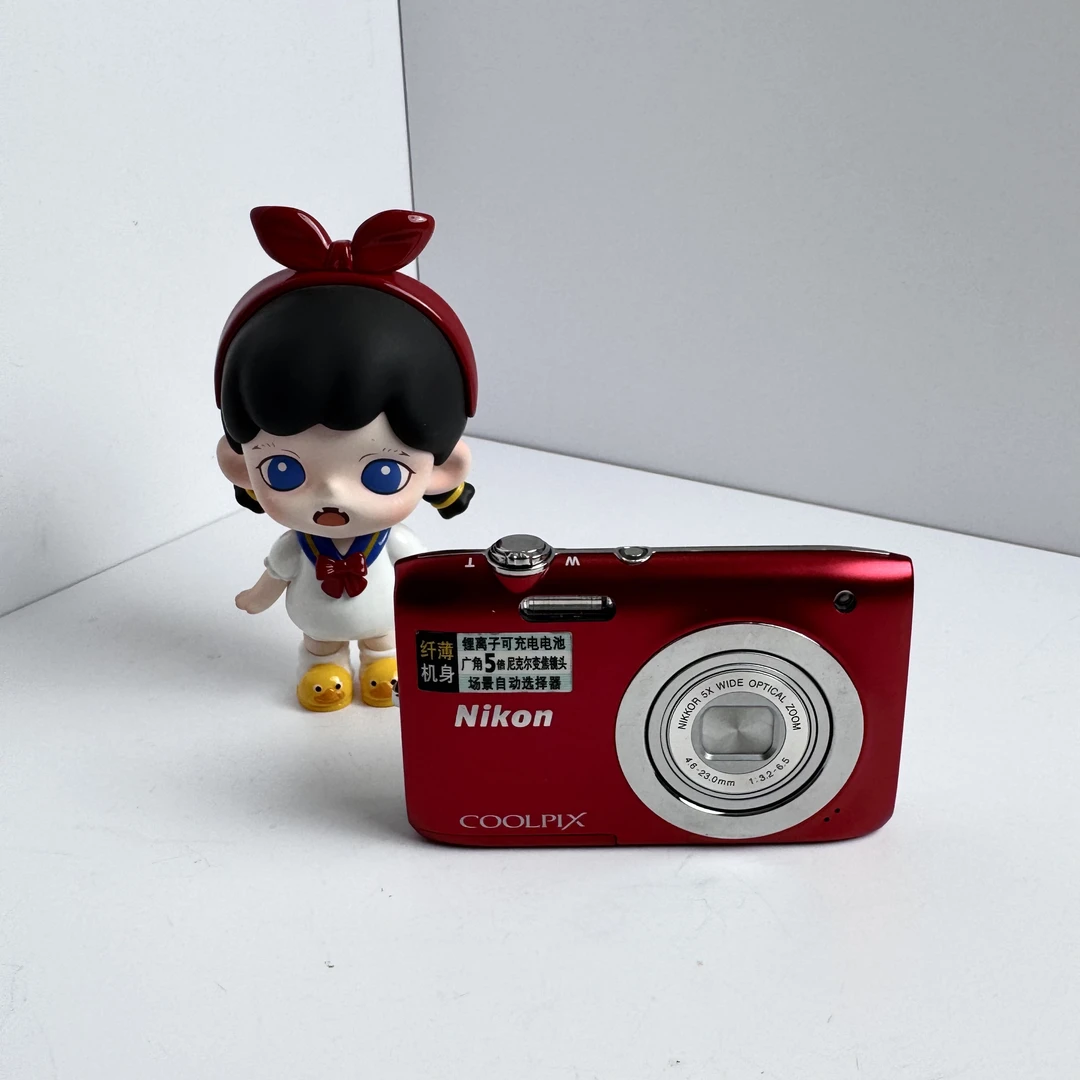 9新 Nikon/尼康 s2600 冷白带磨皮屏幕轻微瑕疵