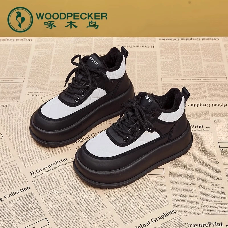 啄木鸟厚底雪地靴女新款冬季女鞋保暖棉鞋加绒加厚防水马丁靴短靴