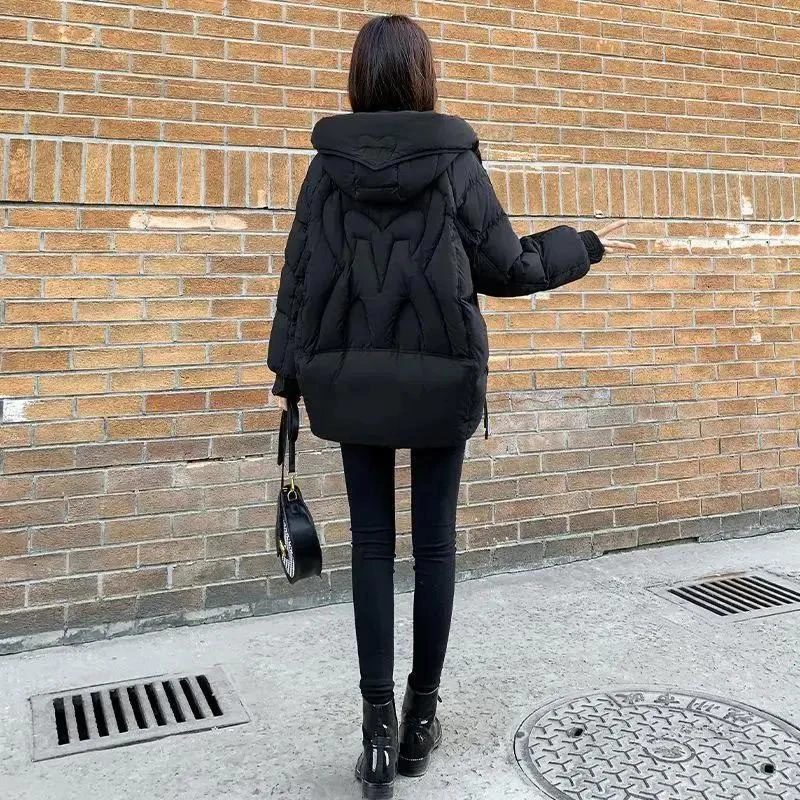 黑色显瘦羽绒服女连帽白鸭绒外套2023新款女装冬季宽松短款小个子
