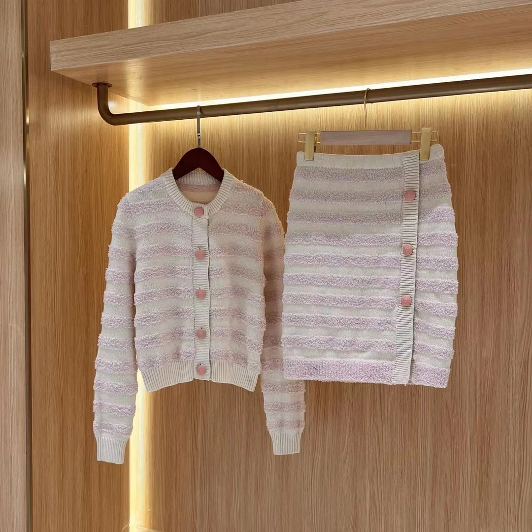 【晨老板】~ ceilina 【空谷幽兰】时尚气质针织套装79221020