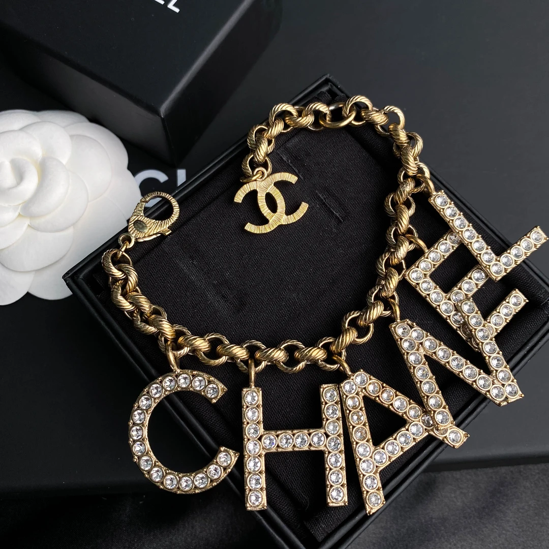未使用 Chanel/香奈儿 经典双C logo字母镶钻链条手链 S3438