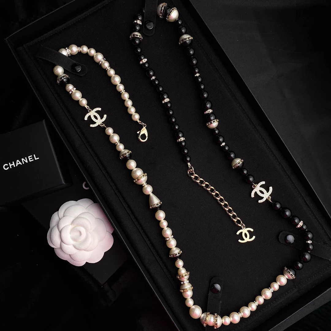 全新未使用 Chanel/香奈儿 经典双C 黑白珍珠长款项链S3923