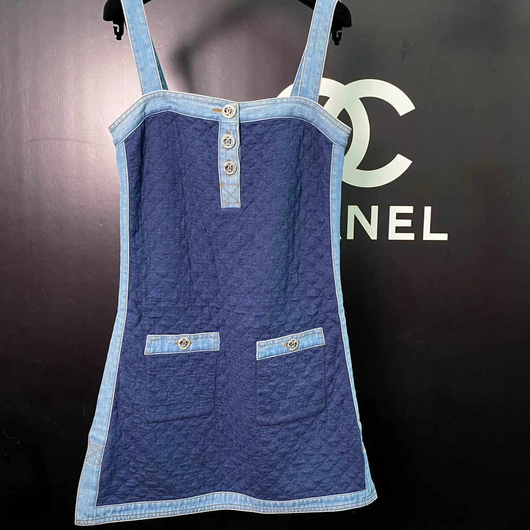 99新 Chanel/香奈儿 20牛仔蓝钻扣吊带连衣裙D125
