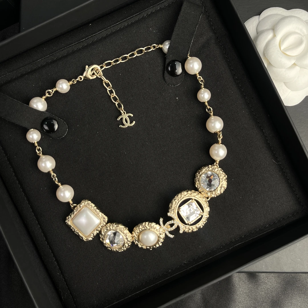 99新 Chanel/香奈儿 22C 方块珍珠 太阳花 项链 S3825