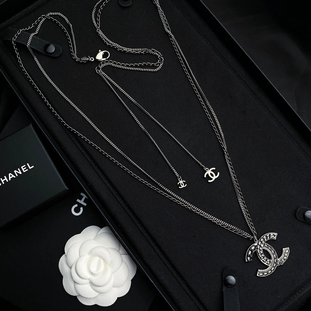 全新未使用 Chanel/香奈儿 经典双C枪色双链条金属浮雕项链 S3960