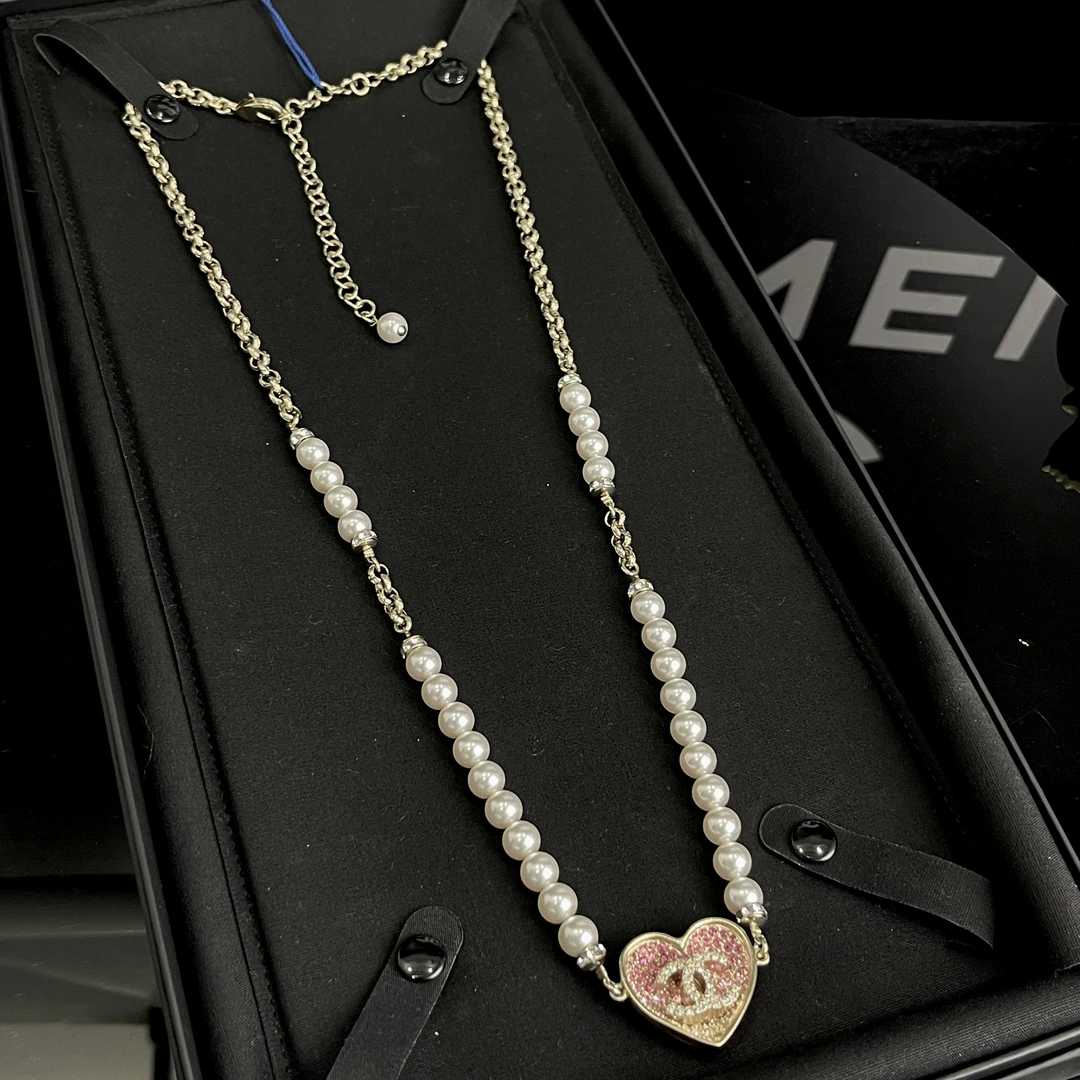 全新未使用 Chanel/香奈儿 23p粉色渐变爱心双c珍珠长款项链S2734