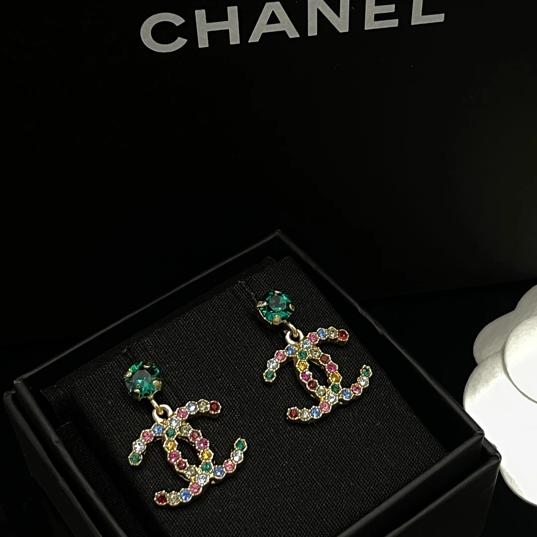 全新未使用 Chanel/香奈儿  经典双C logo彩色水钻 耳钉耳环S2726