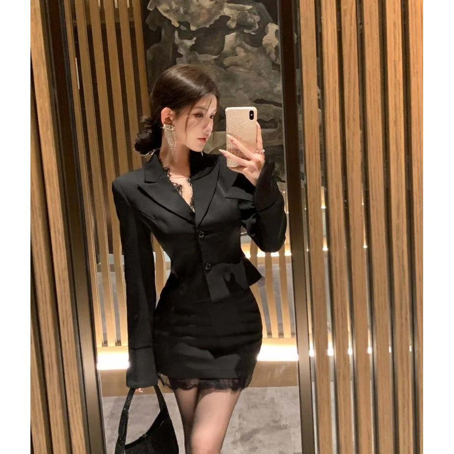 御姐高级感套装蕾丝拼接长袖西装外套女秋季包臀半身裙黑色两件套