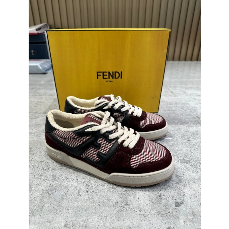 全新未使用Fendi芬迪 Match酒红色皮面男士系带低帮时尚休闲板鞋