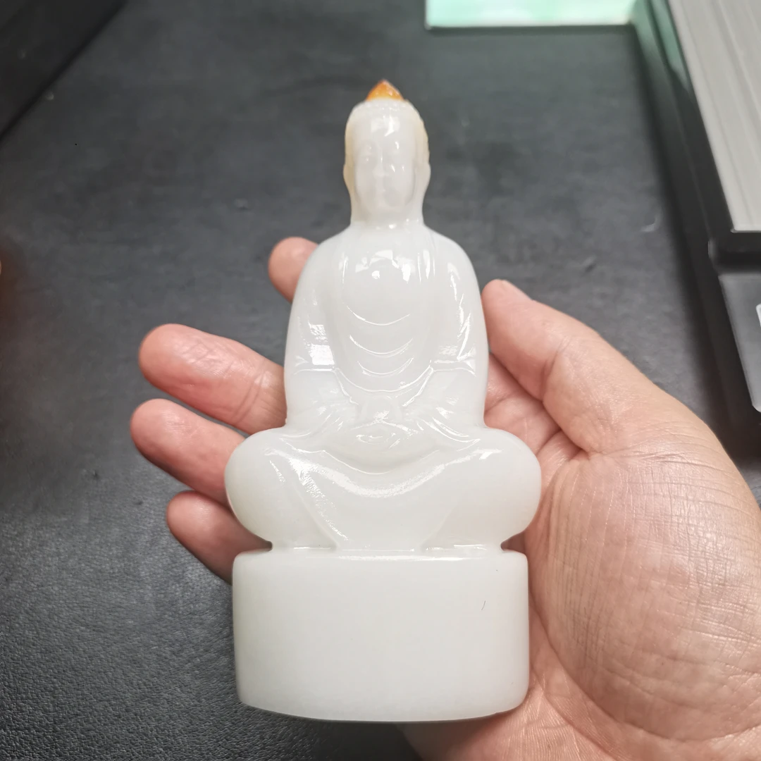 新疆和田玉大日如来摆件