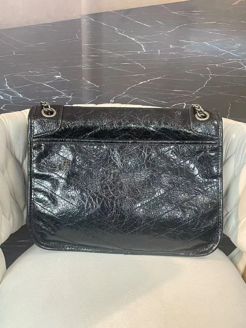 LQ-WITH-QUEEN真皮女包油蜡皮10248黑色-28