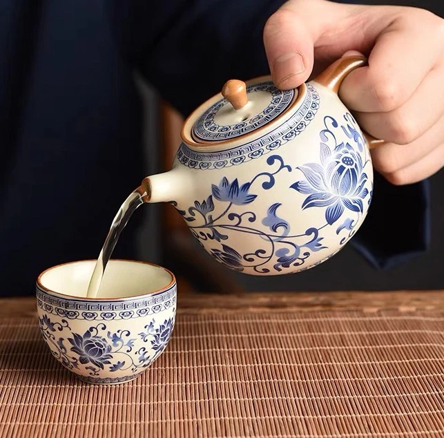 德艺  E910米黄色汝窑缠芝莲茶壶约260ml复古家用大容量中式陶瓷