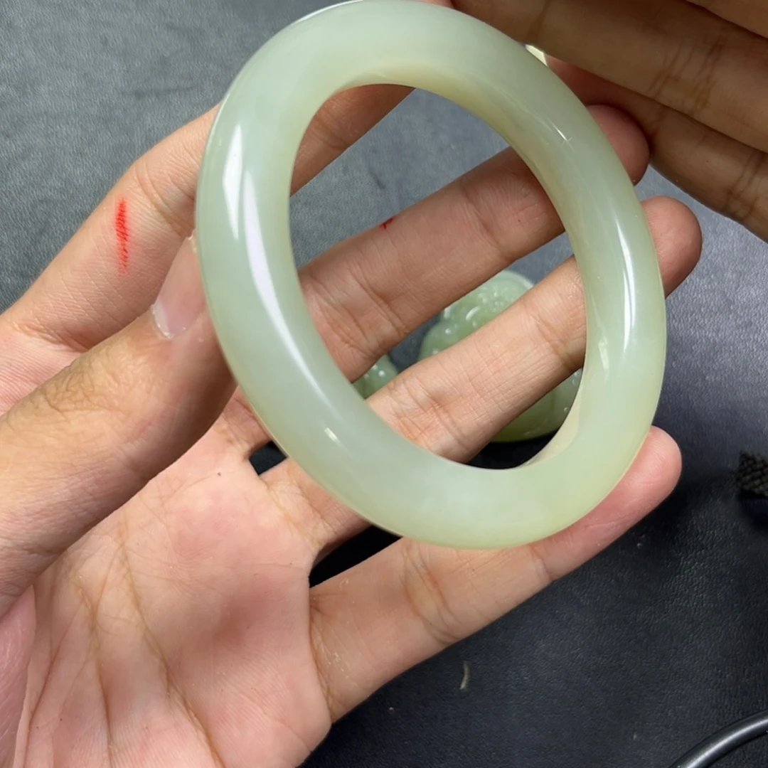 和田玉颈饰未镶嵌多样性蜂蜜水手镯