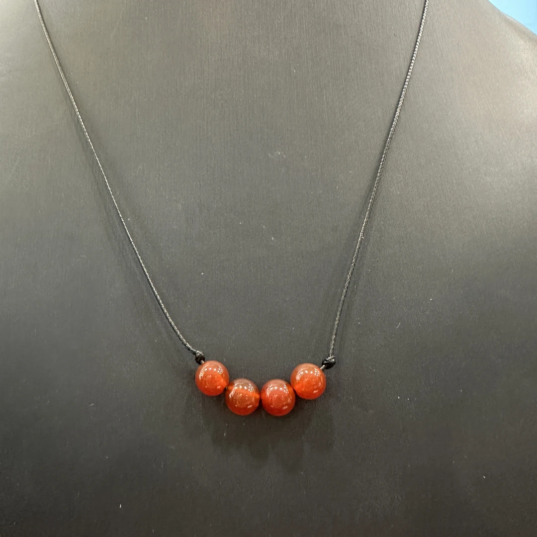 玛瑙吊坠笑脸项链绳