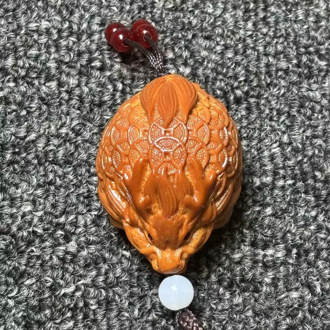 天然印尼大橄榄核雕刻3.7左右指环穿配金币龙龟单籽