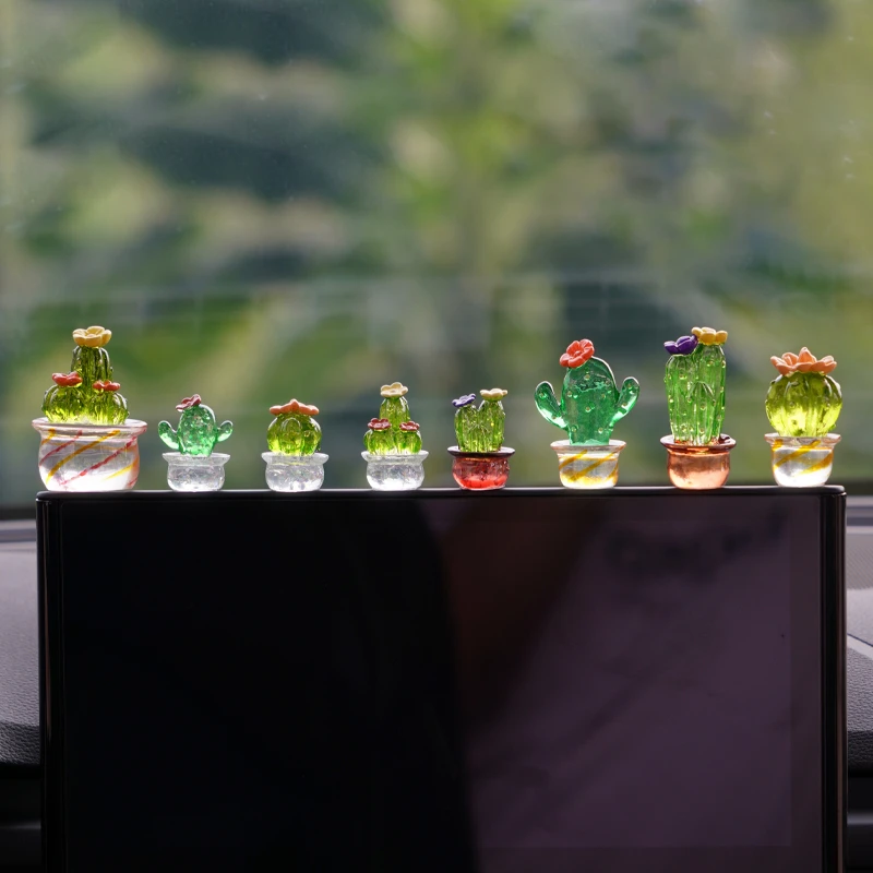 创意礼品新款网红仙人掌车载摆件套装组合车内饰品摆件汽车中控台