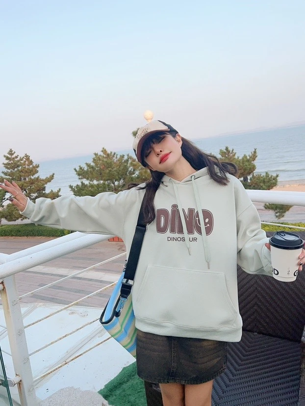 6611款 字母笑脸时尚休闲百搭连帽卫衣