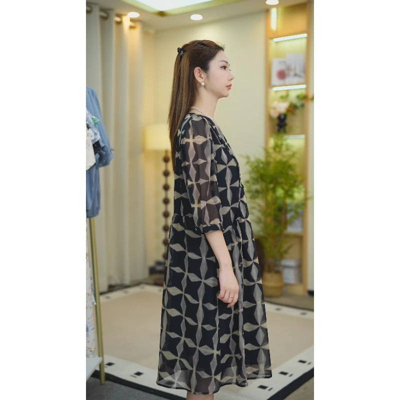 2024新款100%桑蚕丝连衣裙显瘦气质时尚复古印花23020黑底十字花