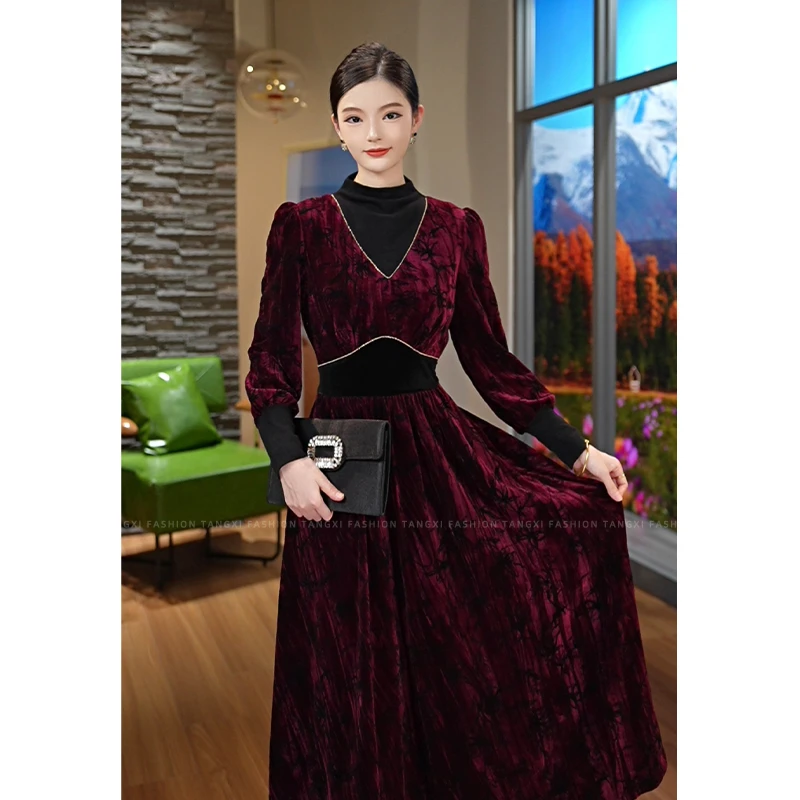 2025年秋冬季新款【X24-Q309】气质丝绒外穿内搭显白连衣裙子女