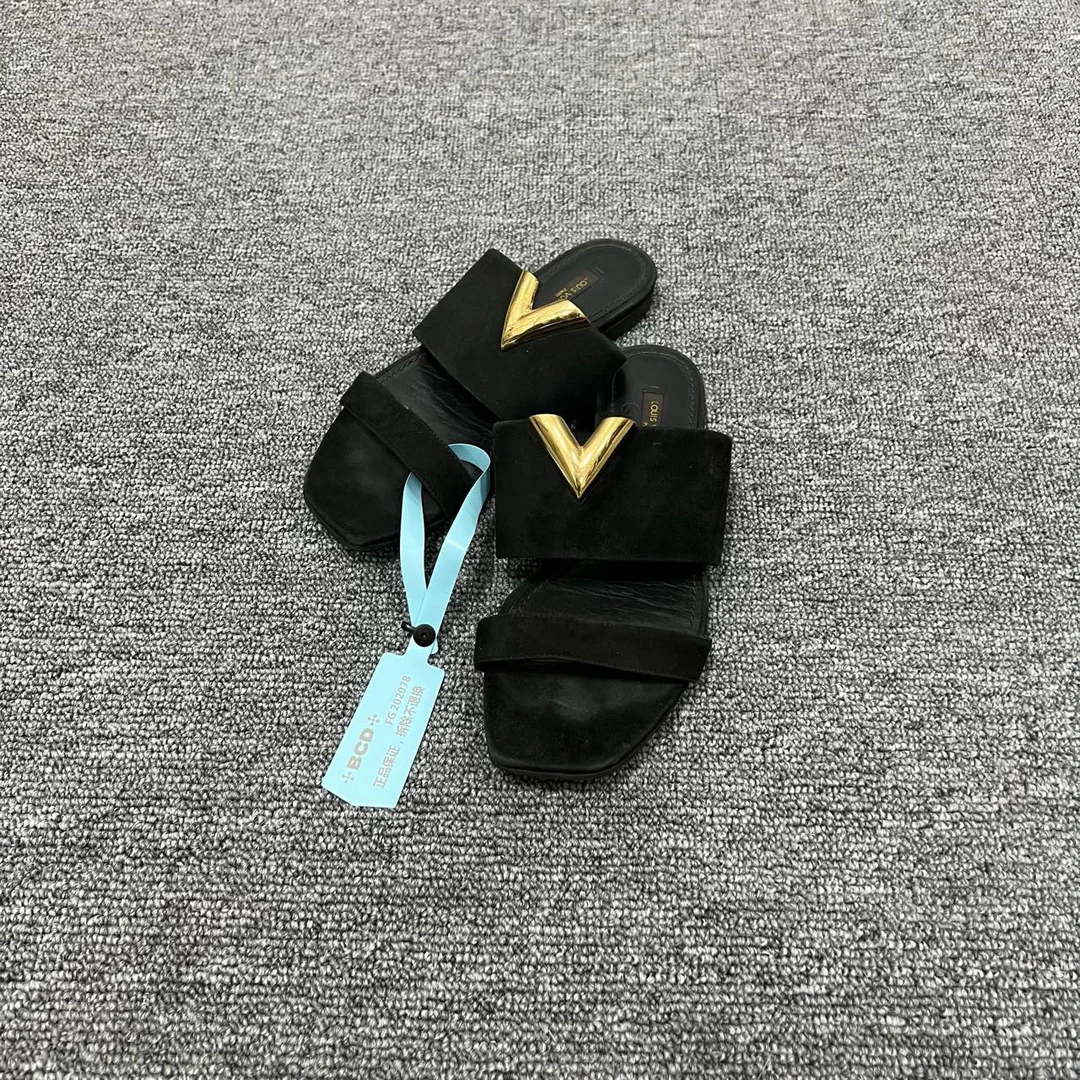 Louis Vuitton LV 黑丝绒V标凉鞋 36码/9新/公价7500/无配件 fg2