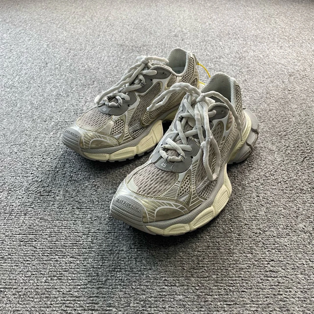 Balenciaga 巴黎世家 3XL 灰银老爹鞋 45码/95新/公价9200无配件