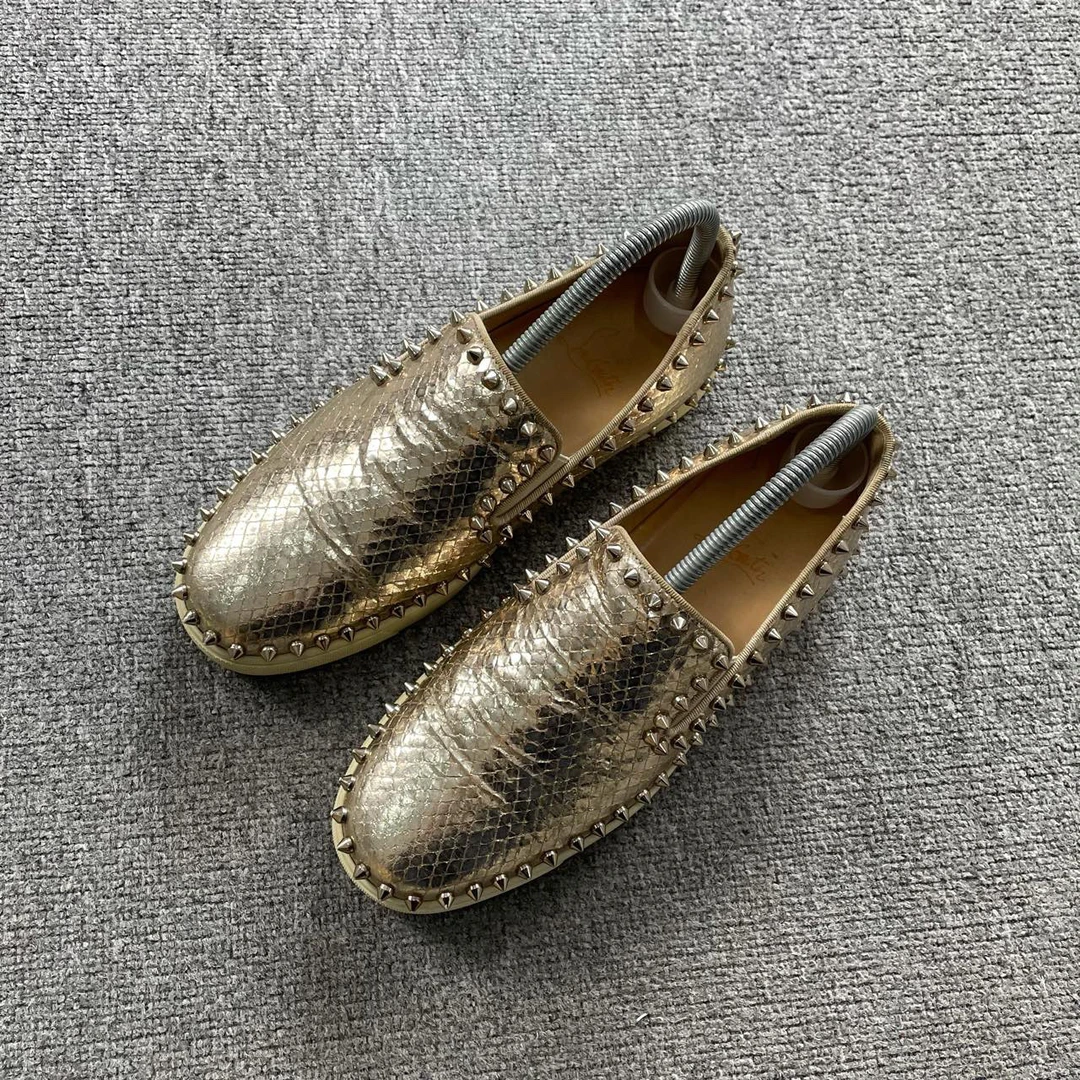 Christian Louboutin CL 玫瑰金蛇鳞铆钉红底一脚蹬板鞋 38码