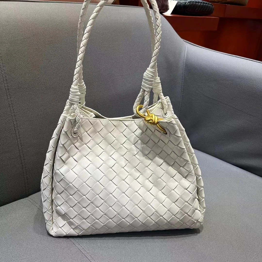 孤【A303-7059】白色轻奢时尚小众设计款白色编织女士单肩斜跨包