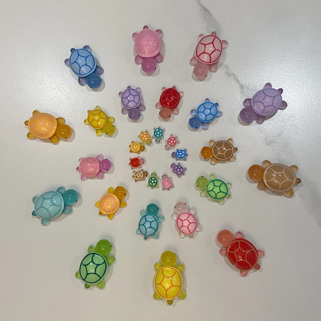 （夜光龟爷爷）6.1cm微景树脂玩具