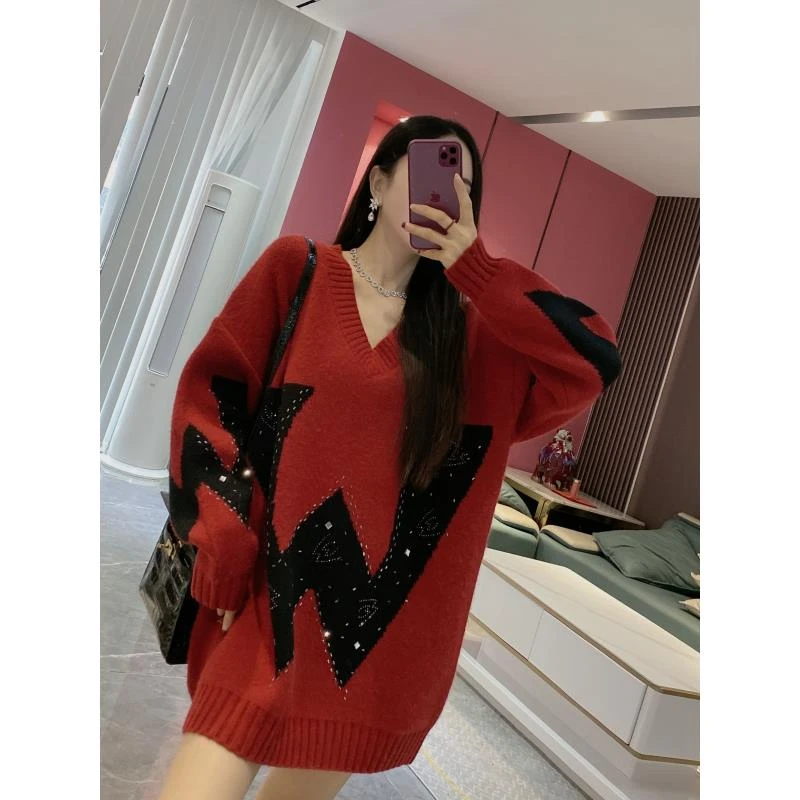 【大W毛衣】大W字母烫钻V领宽松韩版毛衣3869