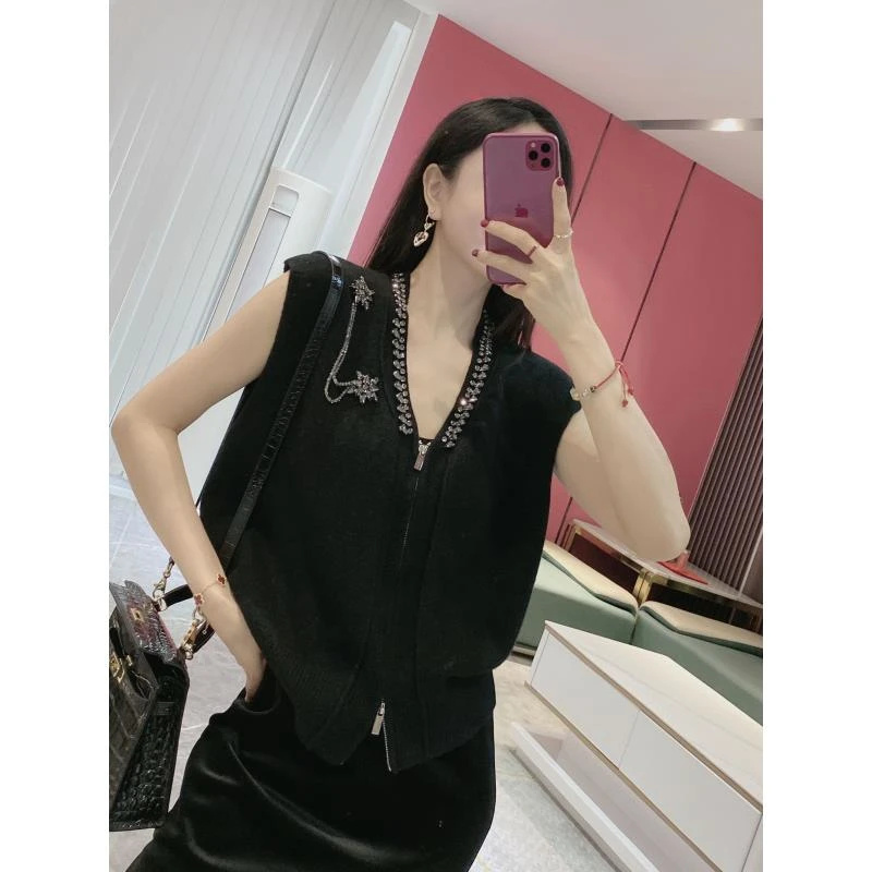 【钉钻马甲】拉链钉钻针织马甲3136