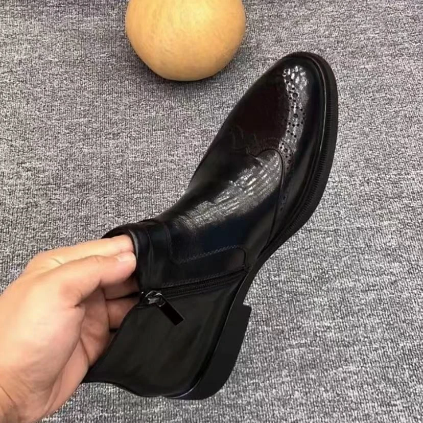 新款高品质全皮面休闲百搭男鞋
