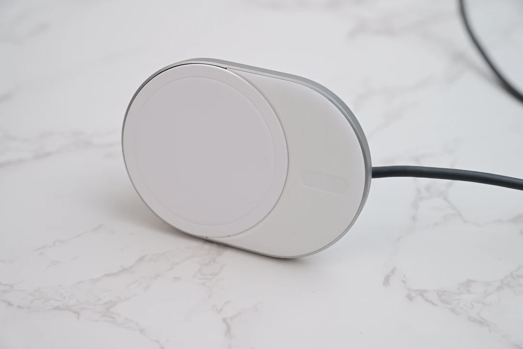 95新 Belkin/贝尔金 无线车载充电器 (支持 MagSafe)磁吸支架