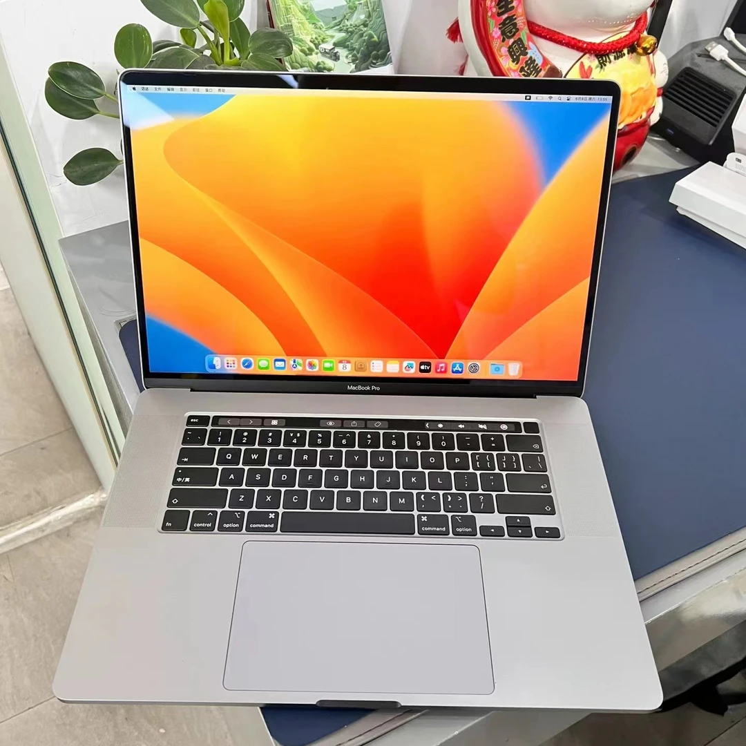 9新 Apple/苹果 MacBookPor 2141 16寸i7 视网膜 触控条 经典