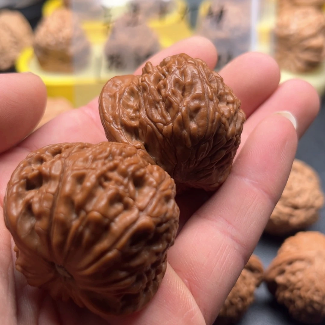 【闪购商品】文玩核桃吊坠鹿**玩