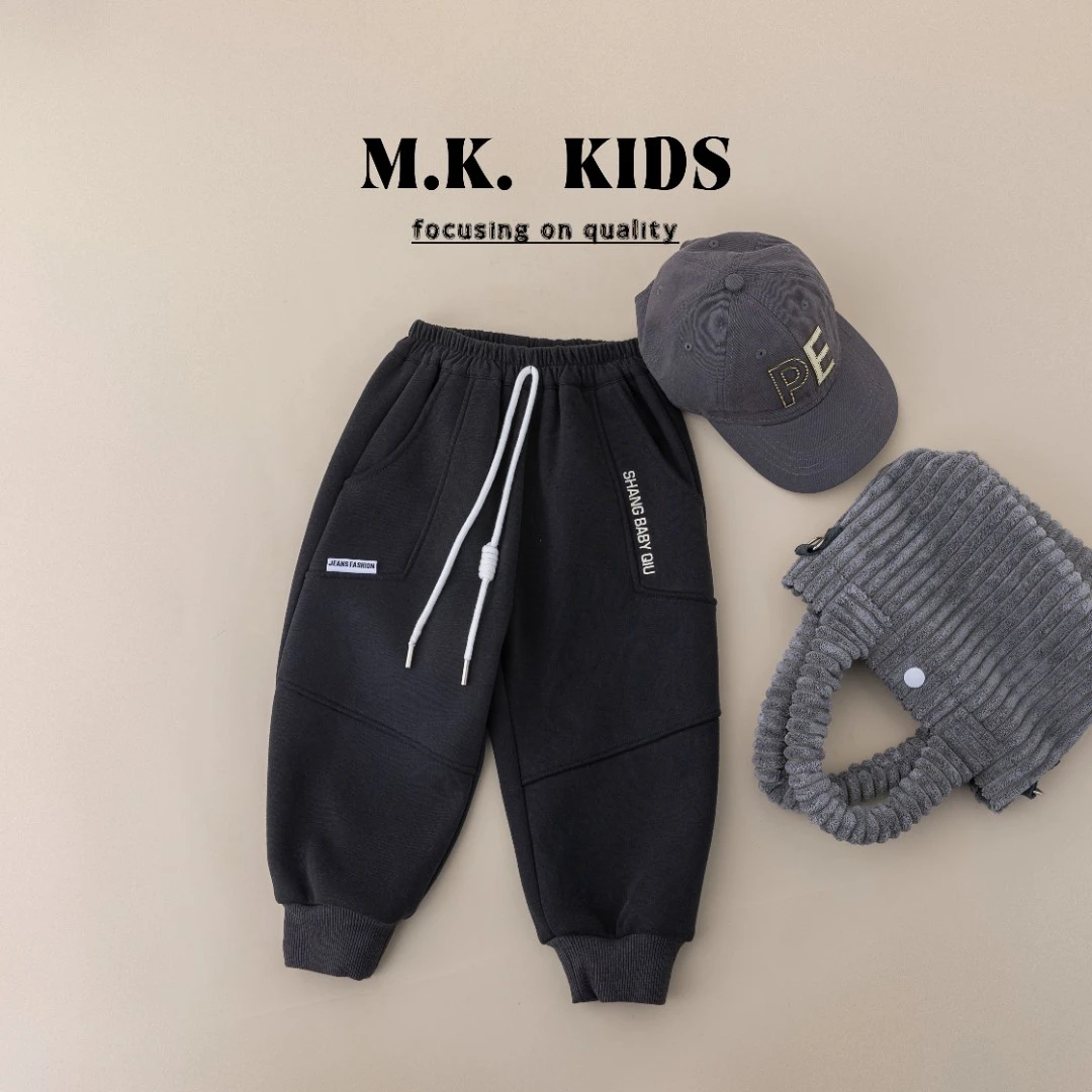 MK品牌【 防空冻】现货儿童休闲百搭束脚质感深灰加绒卫裤冬DA70010