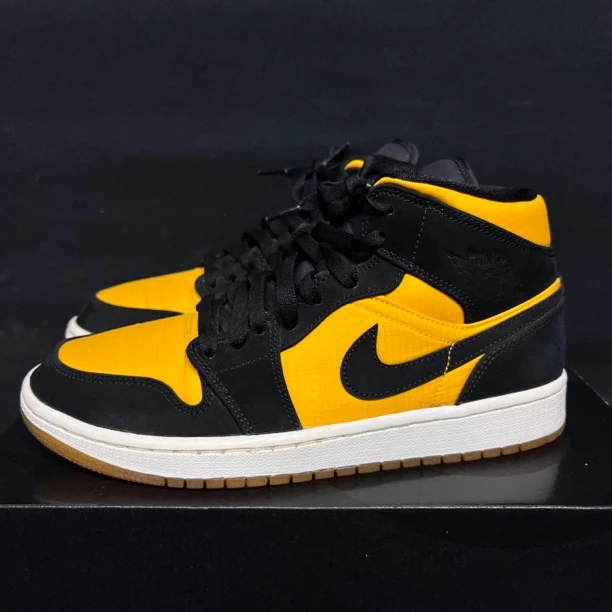 42码｜AJ1 黄黑拼接 中帮 防滑耐磨 公价 2199｜假一罚四｜