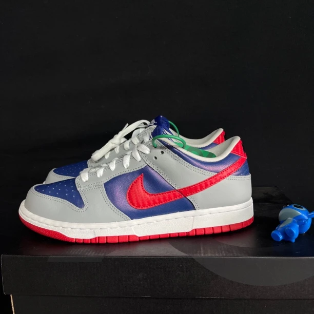 42码丨Nike Dunk 灰蓝红 保正 假一赔四 九五新 捡漏