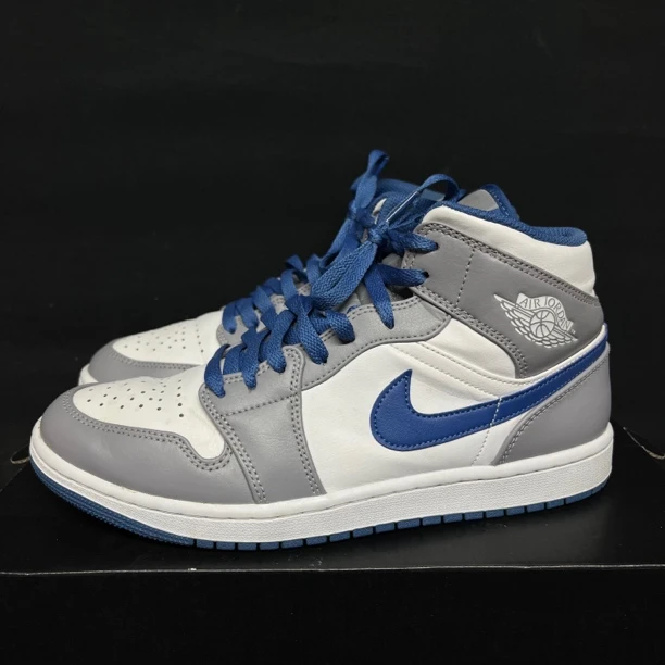 42码|AJ1 Mid 灰白蓝 中帮 防滑耐磨|假一罚四|