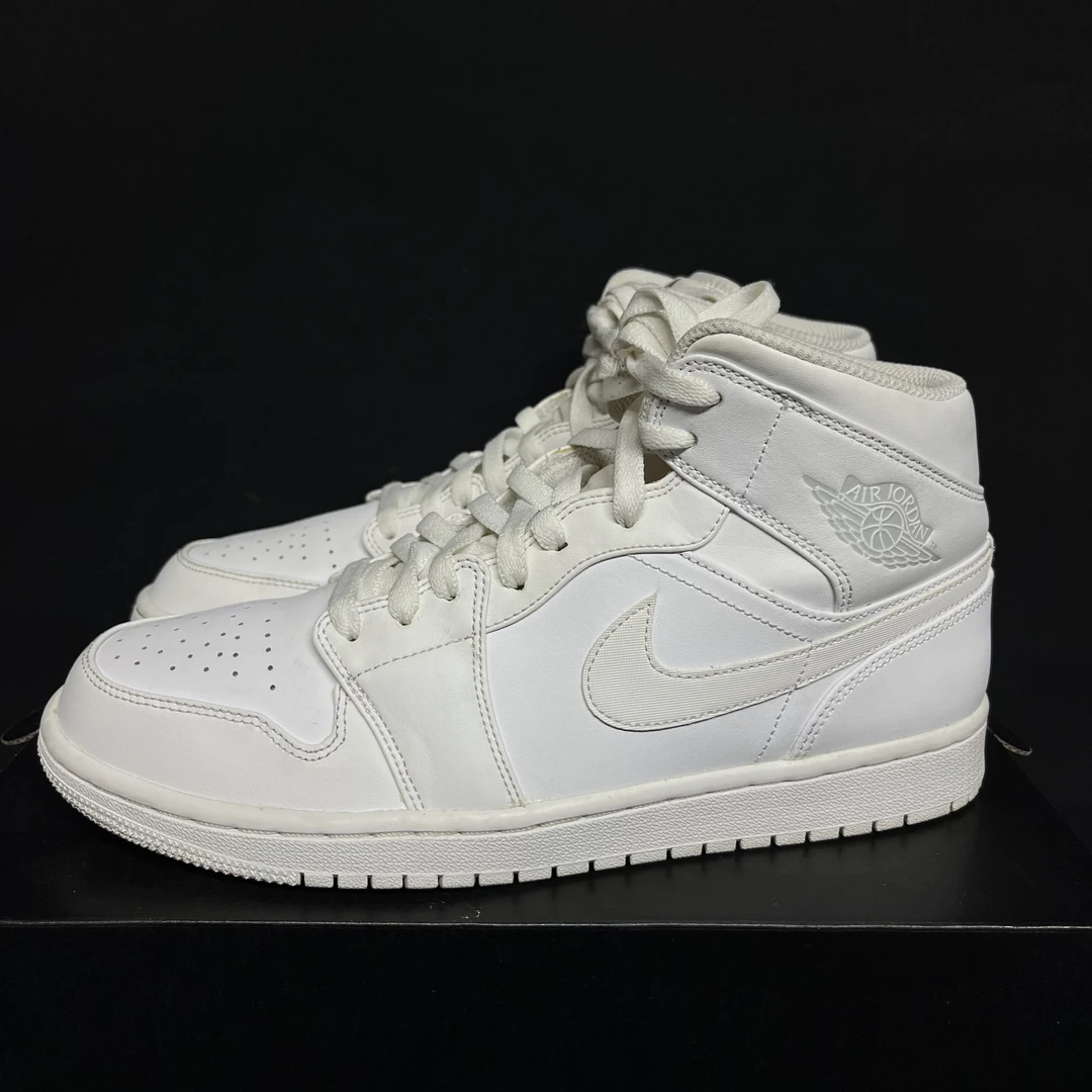 44码｜AJ1 Mid 纯白 中帮 防滑耐磨｜假一罚四｜
