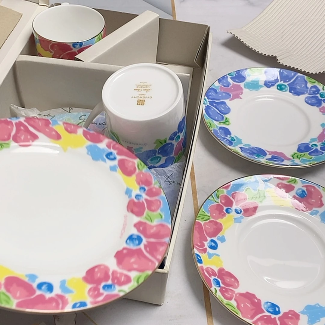 【闪购商品】密胺壶M102