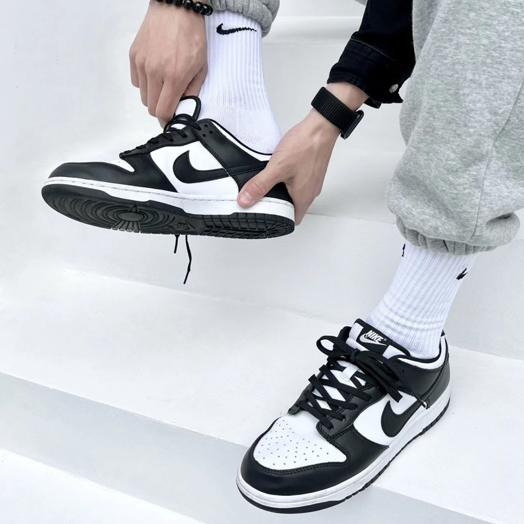 NIKE Dunk Low 新款男子黑白熊猫复古休闲低帮板鞋 DD1391-100