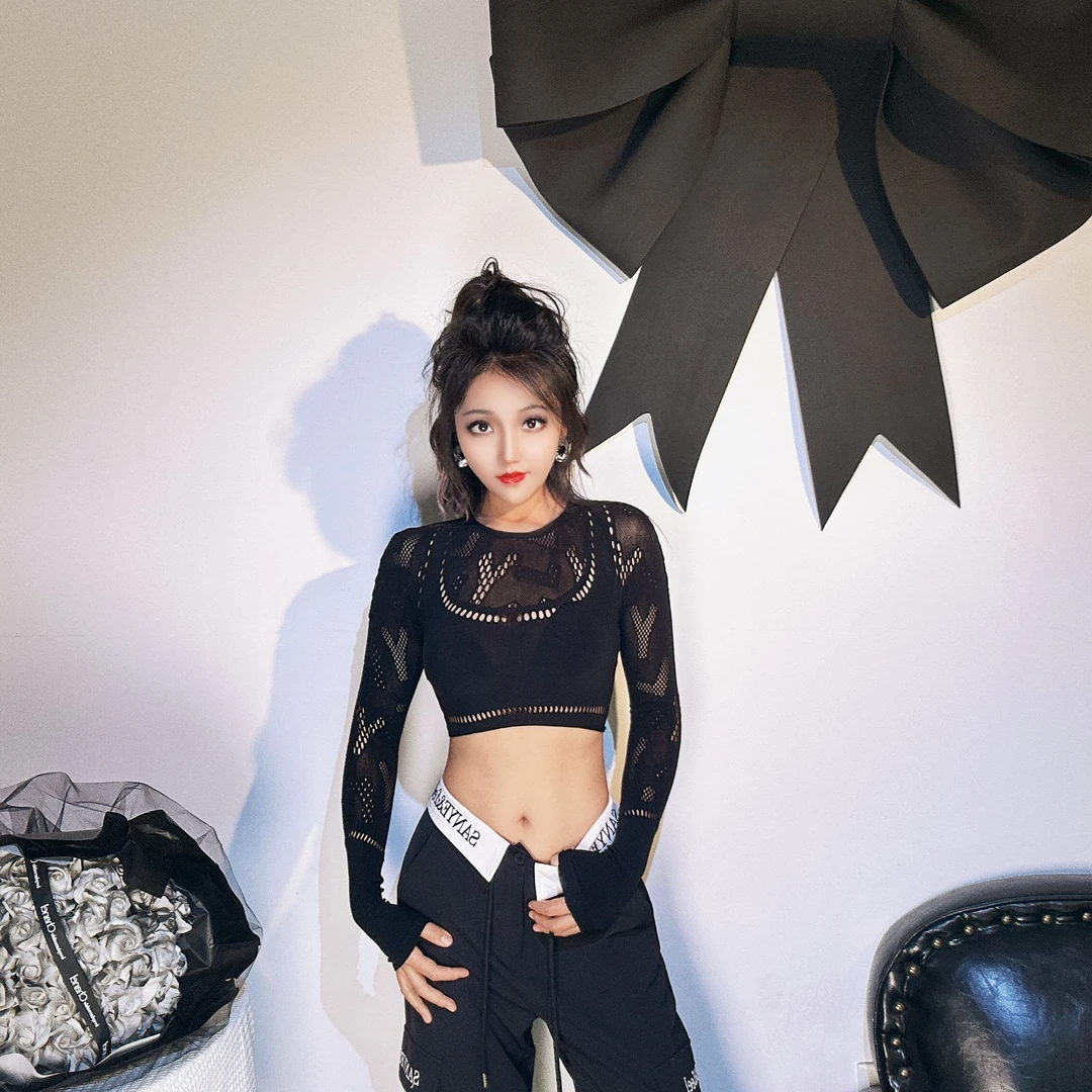 辣妹风背心吊带显瘦镂空短款时尚网红打底性感内搭黑色上衣T恤