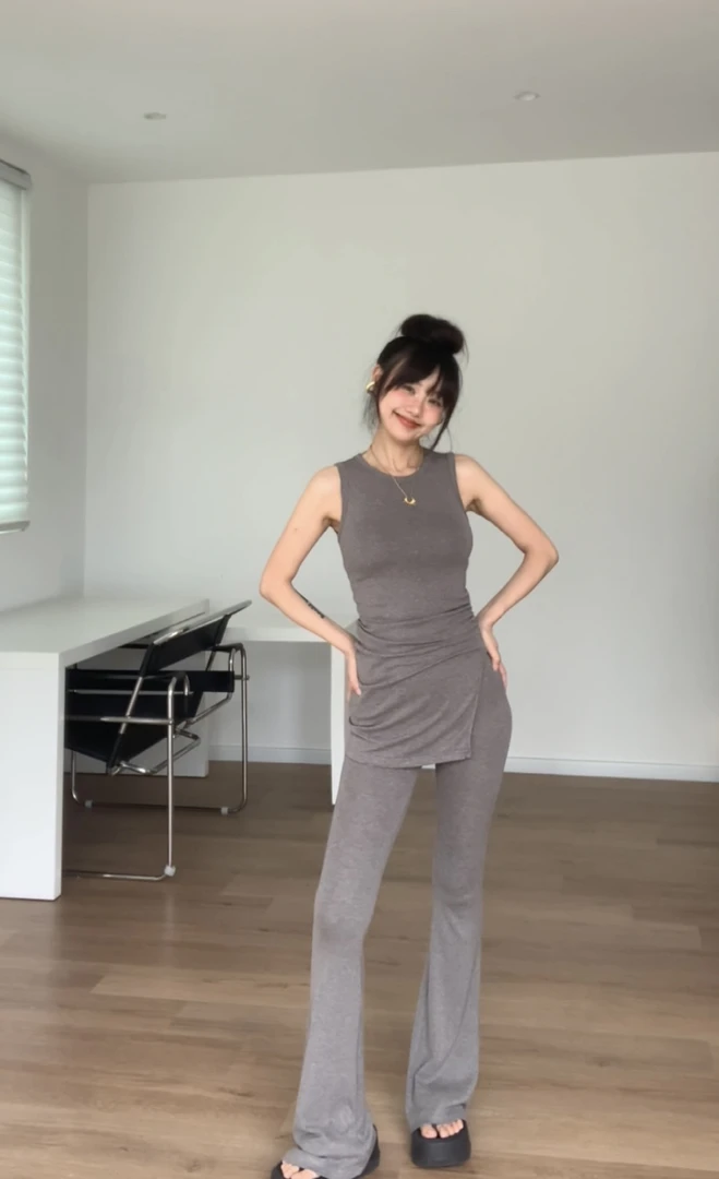 LA LUNA修身开叉上衣+喇叭裤套装