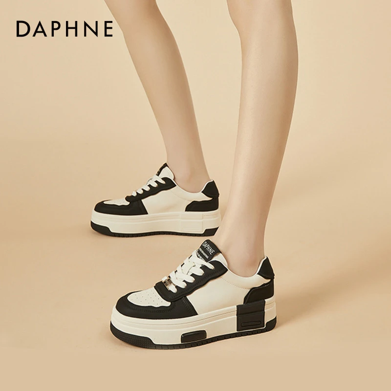 Daphne/达芙妮女鞋新款低帮小白鞋夏天简约百搭厚底增高正品板鞋