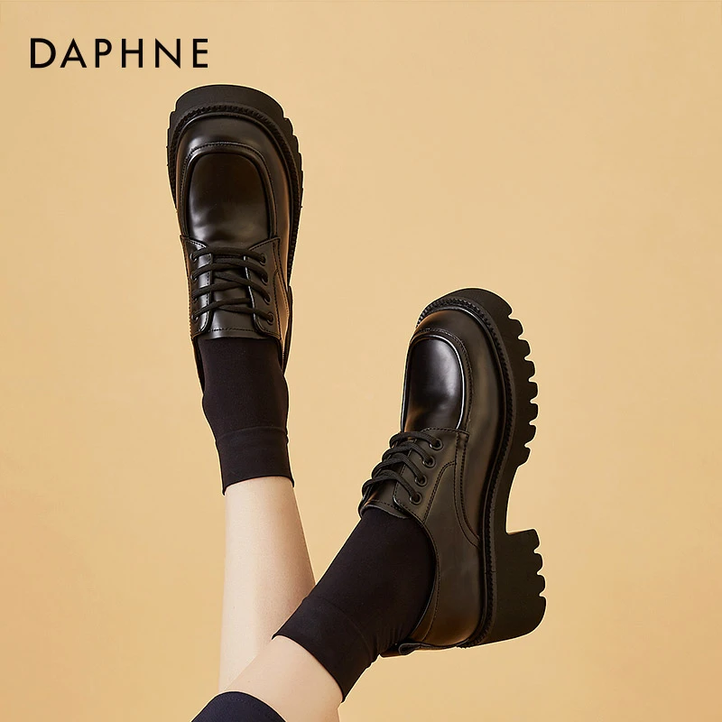 Daphne/达芙妮时尚皮鞋圆头高档舒适女鞋轻奢女款久穿不累单鞋潮